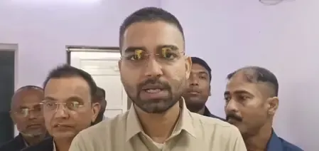 बिहार: मंत्री दीपक प्रकाश का ममता बनर्जी पर निशाना, बोले-पीएम को लेकर टिप्पणी बेतुकी  