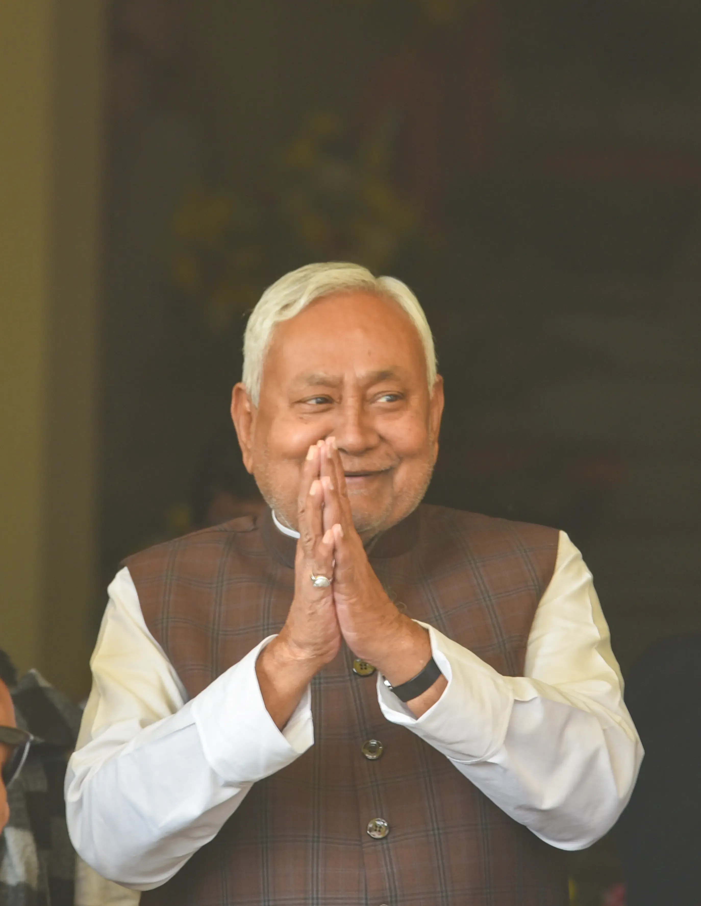 क्या बिहार में आम लोगों के लिए अधिकारियों से मिलना हुआ आसान?