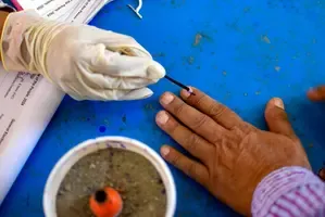 मोबाइल से वोटिंग कराने वाला बिहार बनेगा पहला राज्य, नगरपालिका चुनाव में ई-वोटिंग की सुविधा