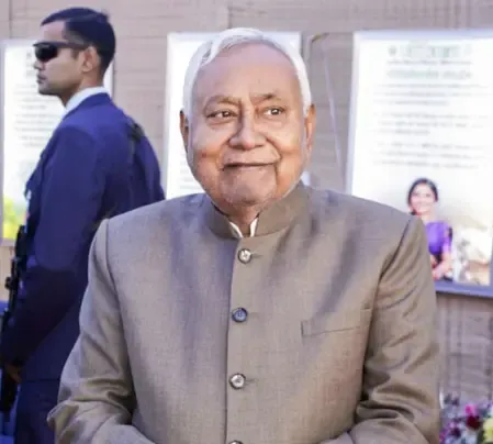 बिहार में नए साल का जश्न: सीएम नीतीश कुमार ने दी शुभकामनाएं