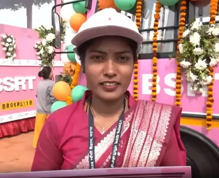 बिहार में पिंक बसों की कमान संभालेंगी महिलाएं, गणतंत्र दिवस की झांकी में जीता पहला इनाम
