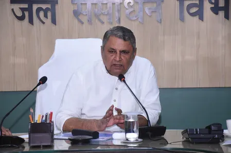 बिहार बाढ़ 2025: तटबंधों की रात्रिकालीन निगरानी के आदेश, उपमुख्यमंत्री चौधरी ने की उच्चस्तरीय समीक्षा