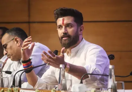 बिहार में त्योहारों और चुनाव का संगम, एनडीए को मिलेगी प्रचंड जीत: चिराग पासवान