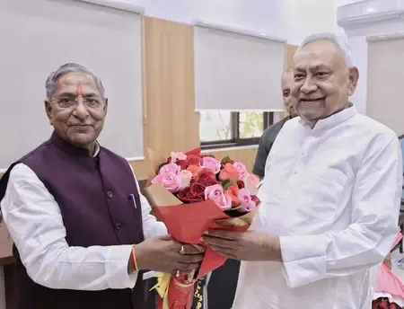बिहार: नन्दकिशोर यादव ने सीएम आवास पर नीतीश से की मुलाकात, उपेंद्र कुशवाहा भी मिले
