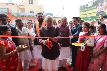 What New Development Projects Did Nitish Kumar Unveil in Madhubani?