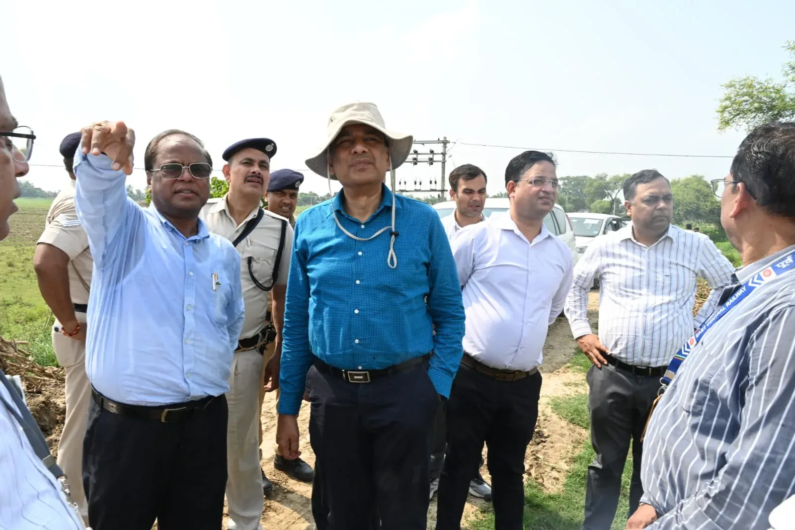 विक्रमशिला-कटरिया नई रेल लाइन: पूर्व मध्य रेलवे महाप्रबंधक ने निर्माण स्थल का निरीक्षण किया, ₹2,549 करोड़ की परियोजना