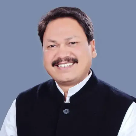 बिहार: सड़क हादसे में भागलपुर जिला कांग्रेस अध्यक्ष प्रवीण सिंह कुशवाहा का निधन, कांग्रेस नेताओं ने जताया शोक