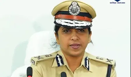 बिहार: सोशल मीडिया पर हथियार लहराने वालों पर पुलिस की सख्ती, भगोड़ों की संपत्ति हो रही कुर्क