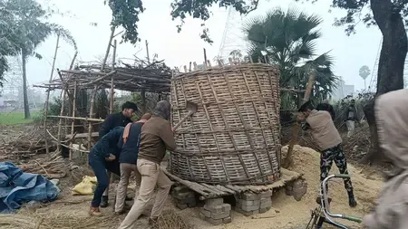 बिहार: पुलिस ने छपरा मंदिर से चोरी हुई अष्टधातु की मूर्तियां बरामद कीं
