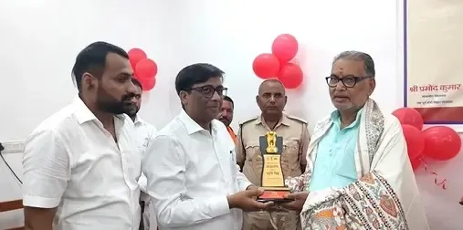 How is the New Women's Post Office in Motihari Empowering Women?
