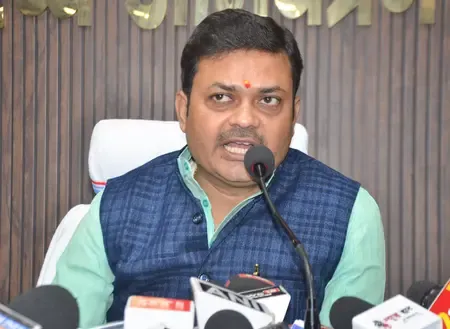 What measures is Bihar’s PHED minister taking on pending projects and dues recovery?