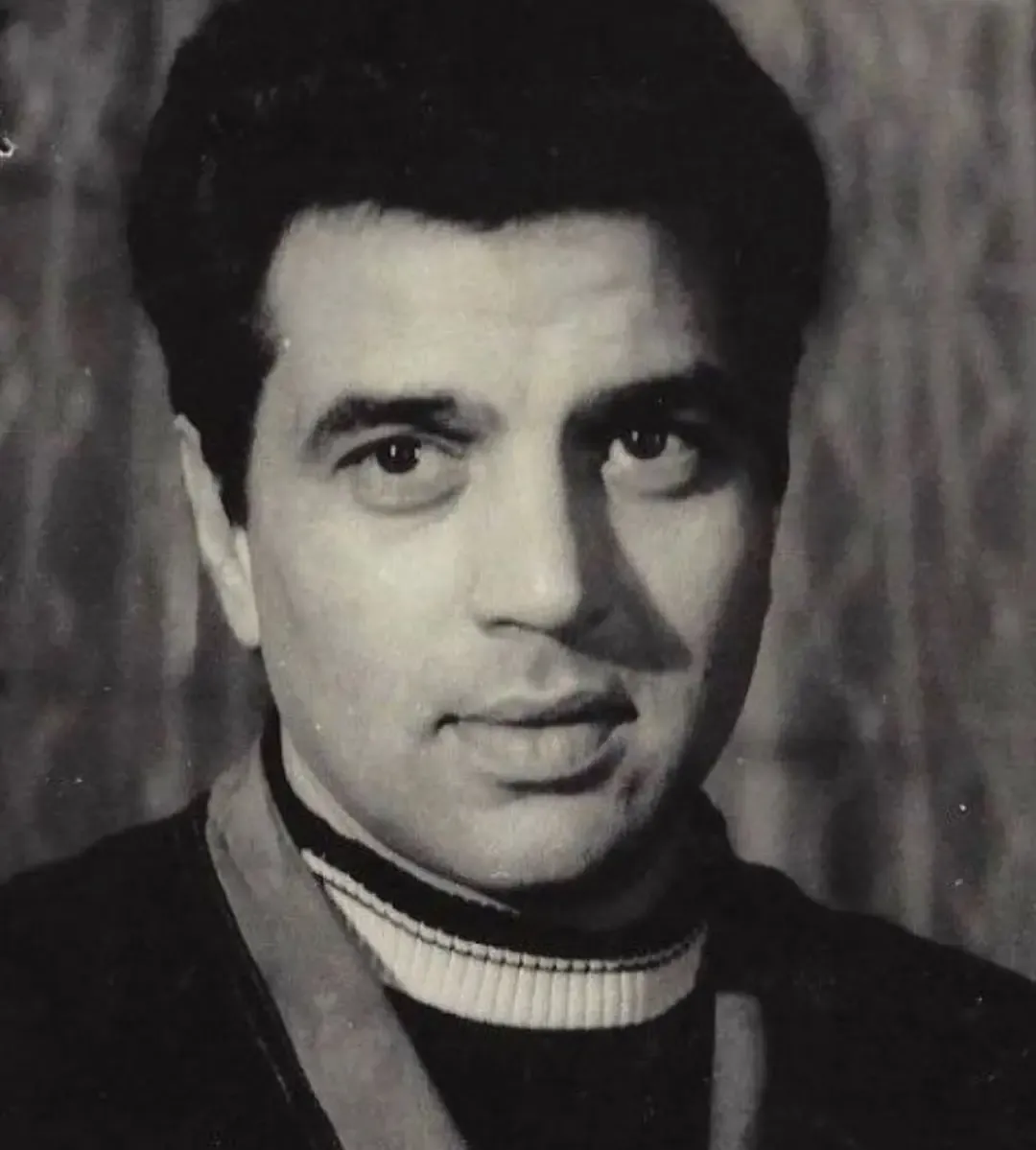 What Did Bina Kak Recall About Meeting Dharmendra in 1986?