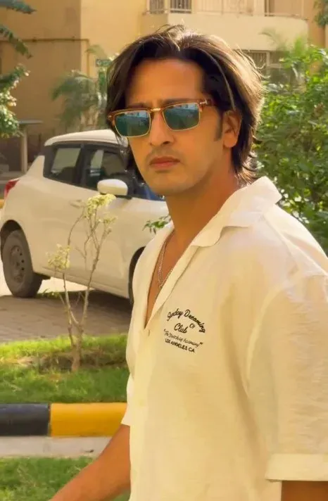 'फेम गुरुकुल' विजेता काजी तौकीर: बिना औपचारिक ट्रेनिंग के जीता खिताब, अब कश्मीर में सक्रिय