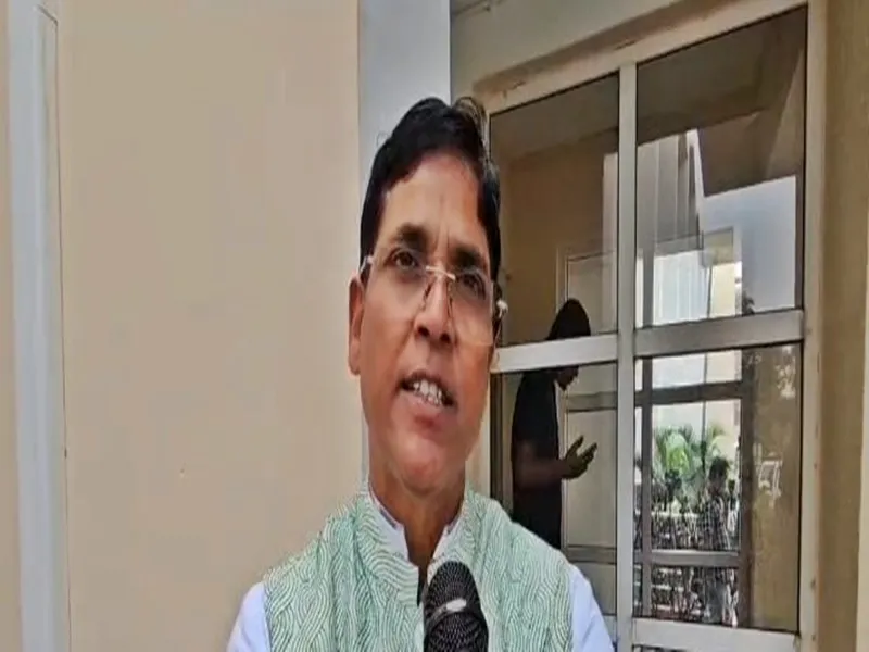 Why is the Odisha Government Appointing Madhuri Dixit as Handlooms Brand Ambassador?