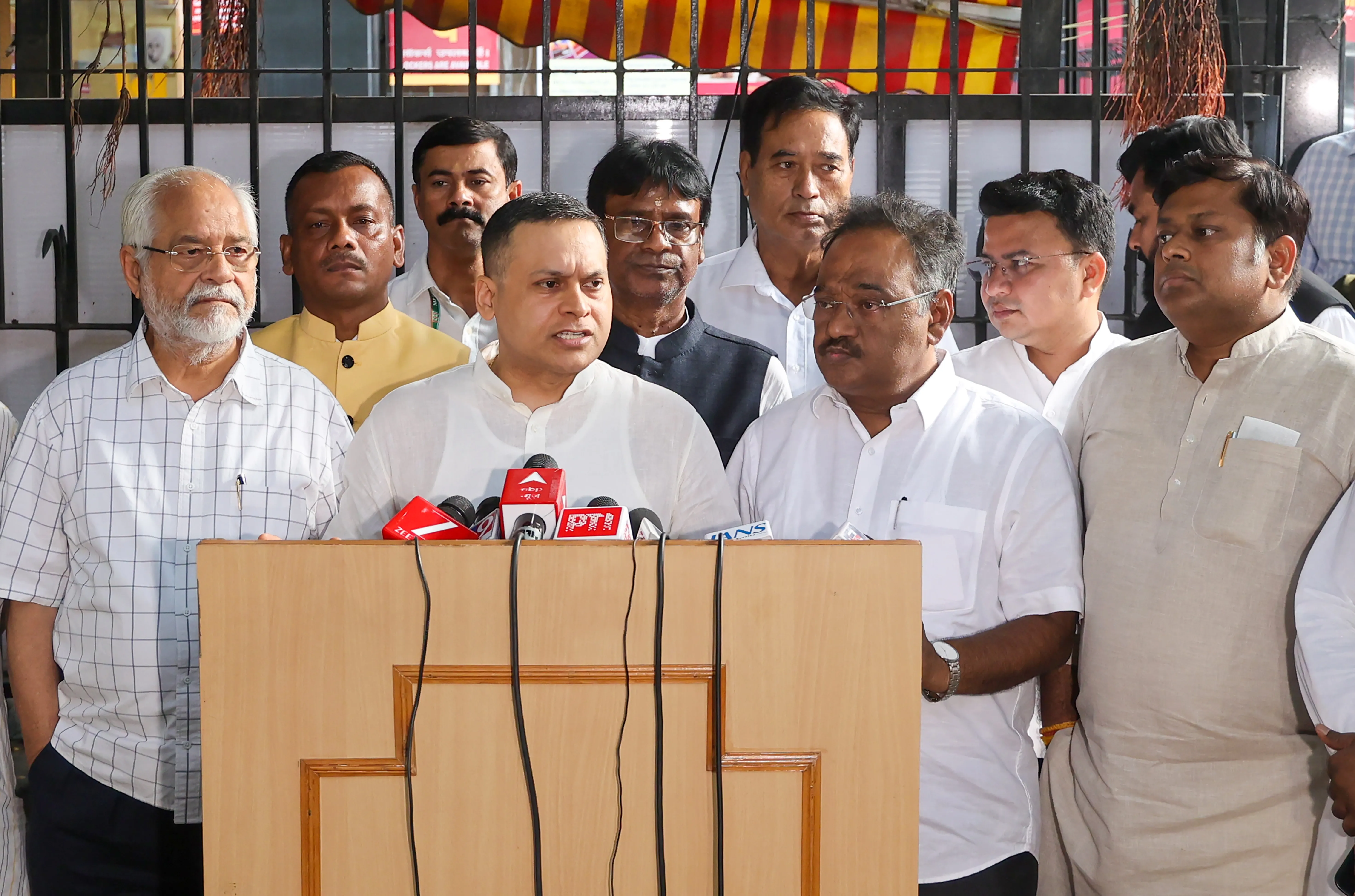 Will BJP Central Leadership Strategize with Bengal Leaders?