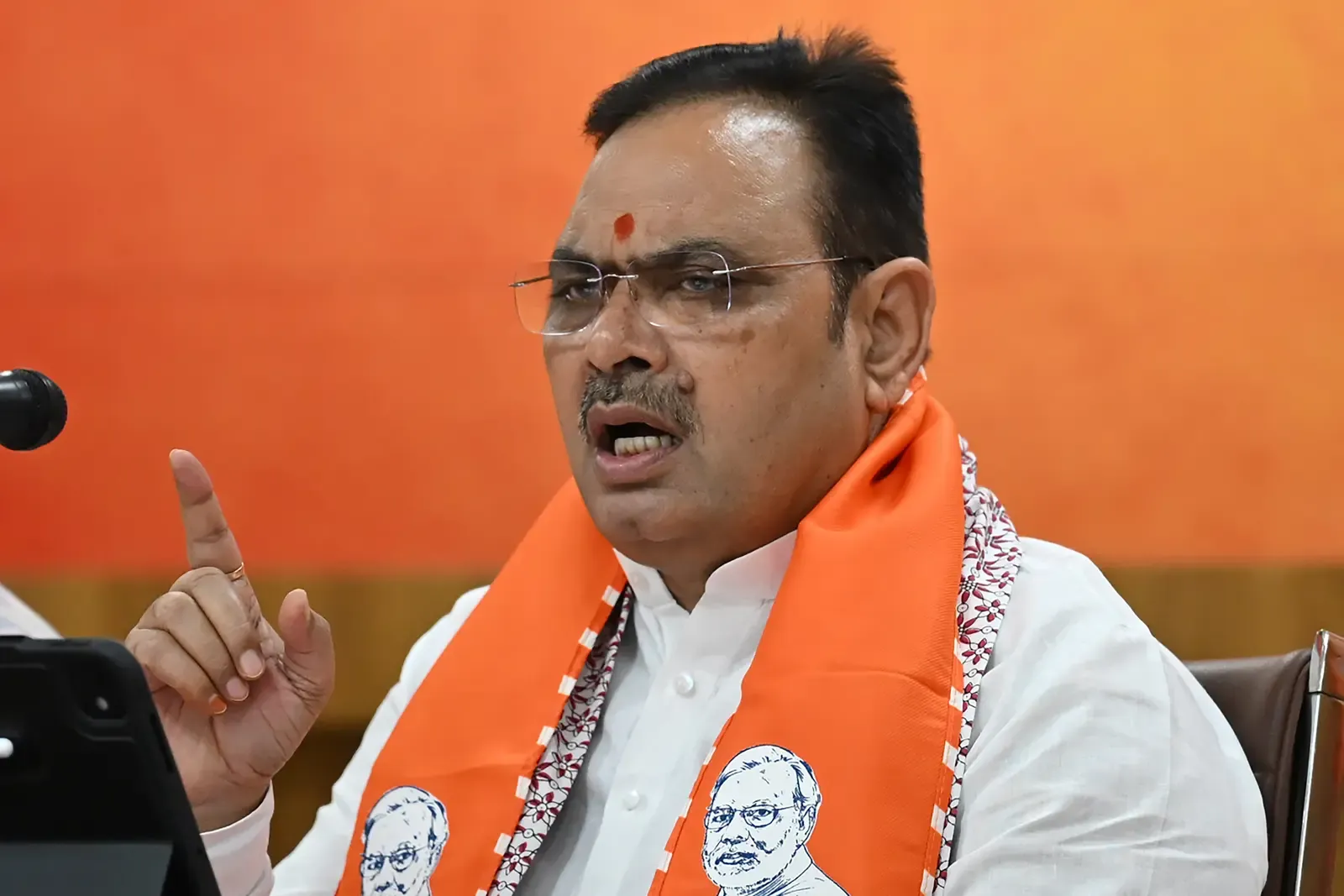BJP CMs unite against Rahul Gandhi's ECI attack in nationwide Halla Bol
