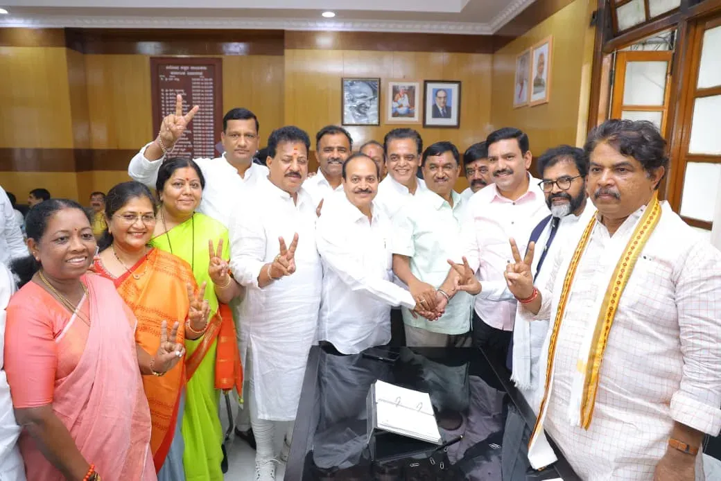 Karnataka Council polls: BJP confident of 2 seats, surplus votes to JD(S)