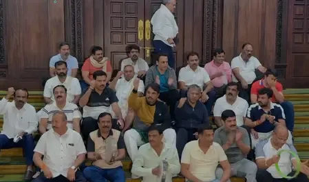 Why Are BJP-JD(S) MLAs Protesting Day and Night in K’taka Assembly?