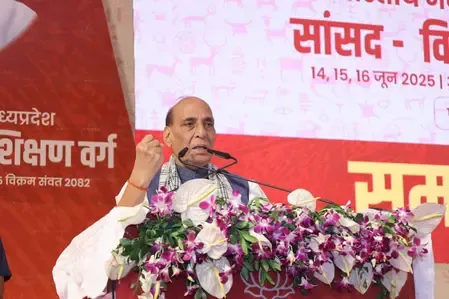 भाजपा कार्यकर्ताओं के डीएनए में परिश्रम और जनता की सेवा : राजनाथ सिंह