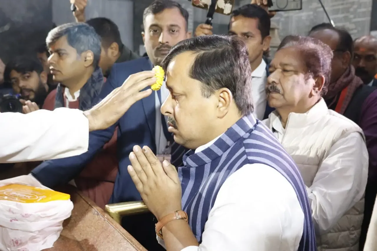 क्या भाजपा के नवनियुक्त राष्ट्रीय कार्यकारी अध्यक्ष नितिन नबीन ने महावीर मंदिर में पूजा की?