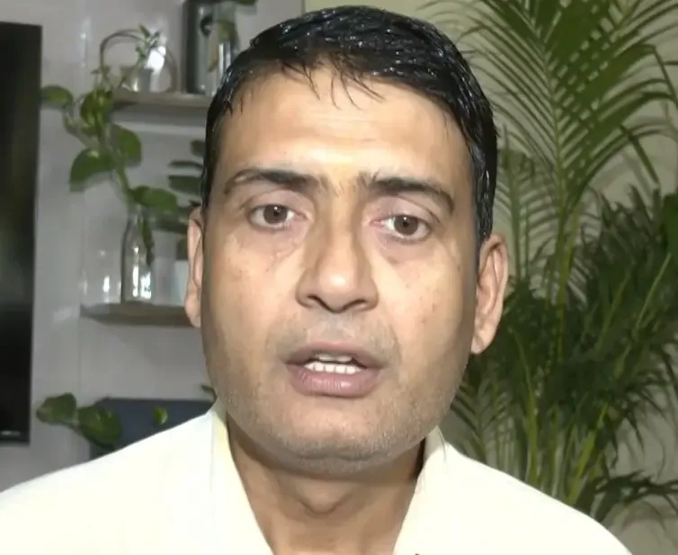 क्या ओवैसी की पार्टी भाजपा को लाभ पहुंचाने के लिए चुनाव लड़ती है? कांग्रेस नेता दीपक सिंह