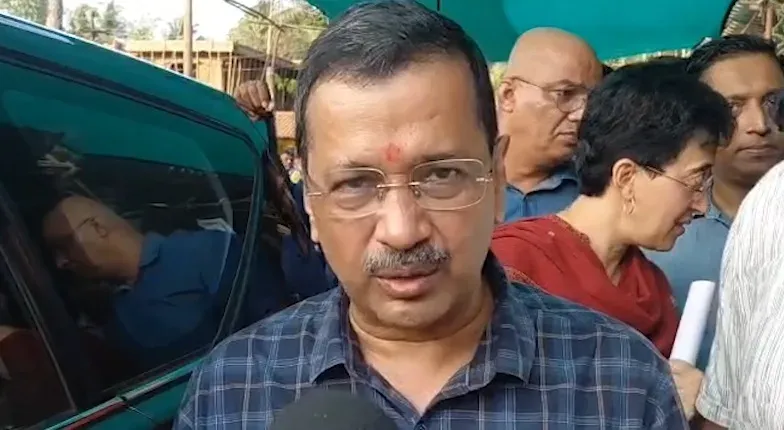 अभिषेक बनर्जी पर हमला: केजरीवाल बोले — 'BJP सत्ता में आते ही विपक्ष पर हमले शुरू'