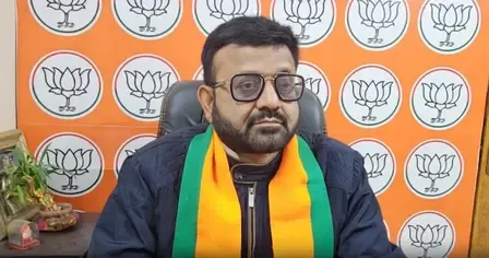 'भाजपा में आम कार्यकर्ता को भी बराबर की इज्जत, कांग्रेस में गांधी परिवार का आशीर्वाद जरूरी', प्रतुल शाहदेव बोले