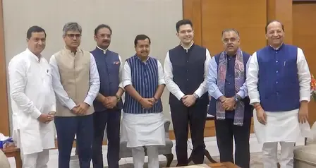 बड़ा फैसला: राघव चड्ढा, संदीप पाठक और अशोक मित्तल भाजपा में शामिल, नितिन नवीन ने मिठाई खिलाकर किया स्वागत