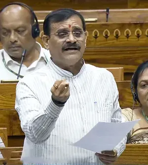 Khajuraho flight connectivity: BJP MP meets Civil Aviation Minister, seeks UDAN routes