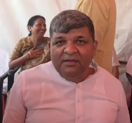 भाजपा नेताओं ने लखनऊ की सड़कों पर निकाली जनआक्रोश महिला पदयात्रा, कहा- 'राहुल-अखिलेश ने छीना महिलाओं का हक'