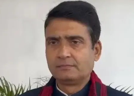 क्या भाजपा फोटोकॉपी वाला बजट पेश करती है: दीपक सिंह?