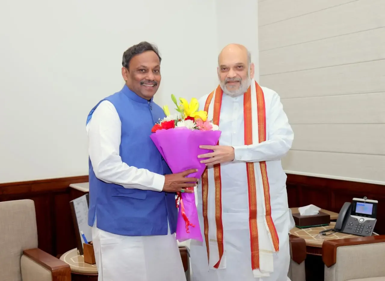 भाजपा महासचिव विनोद तावड़े ने नितिन नवीन और अमित शाह से की महत्वपूर्ण मुलाकात