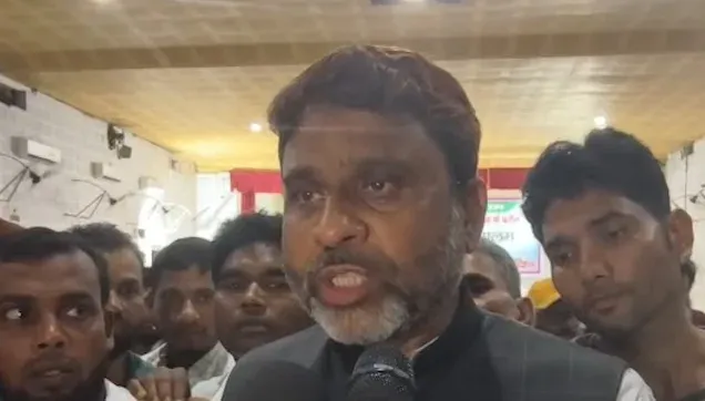 सीमांचल में बुनियादी सुविधाओं की कमी पर अख्तरुल ईमान का BJP पर हमला, बोले — 'सत्ता के नशे में काम कर रही है पार्टी'