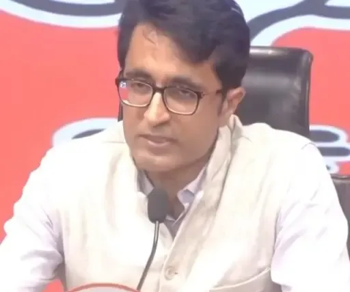 BJP targets Congress over Revanth Reddy's 'Gandhi Parivar' remark in Kerala