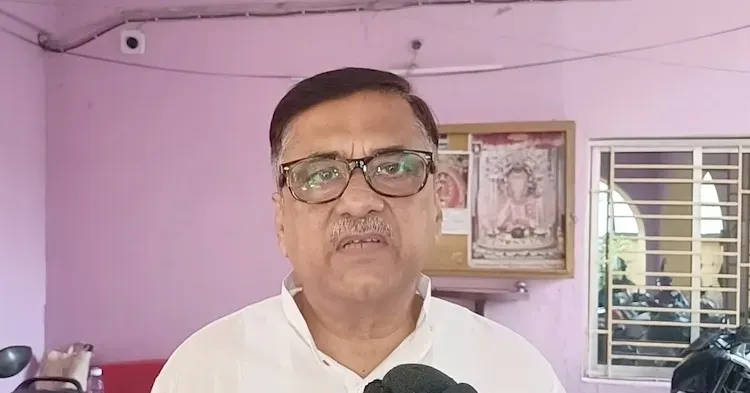 भाजपा विधायक भास्कर भट्टाचार्य का टीएमसी पर प्रहार: 'तृणमूल बिखर चुकी है, नेता जेल में या जमानत पर'