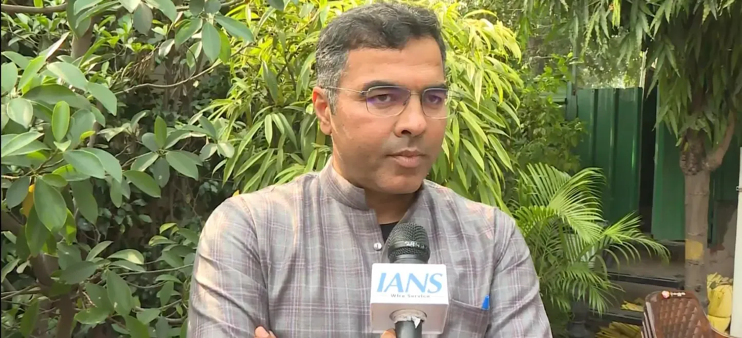 Parvesh Verma of BJP Alleges Financial Loss for Women Enrolled in AAP's Scheme in Delhi