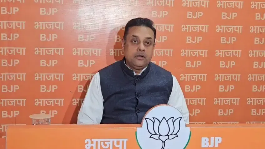 Did BJP's Sambit Patra Slam Congress for Singing Bangladesh's National Anthem?