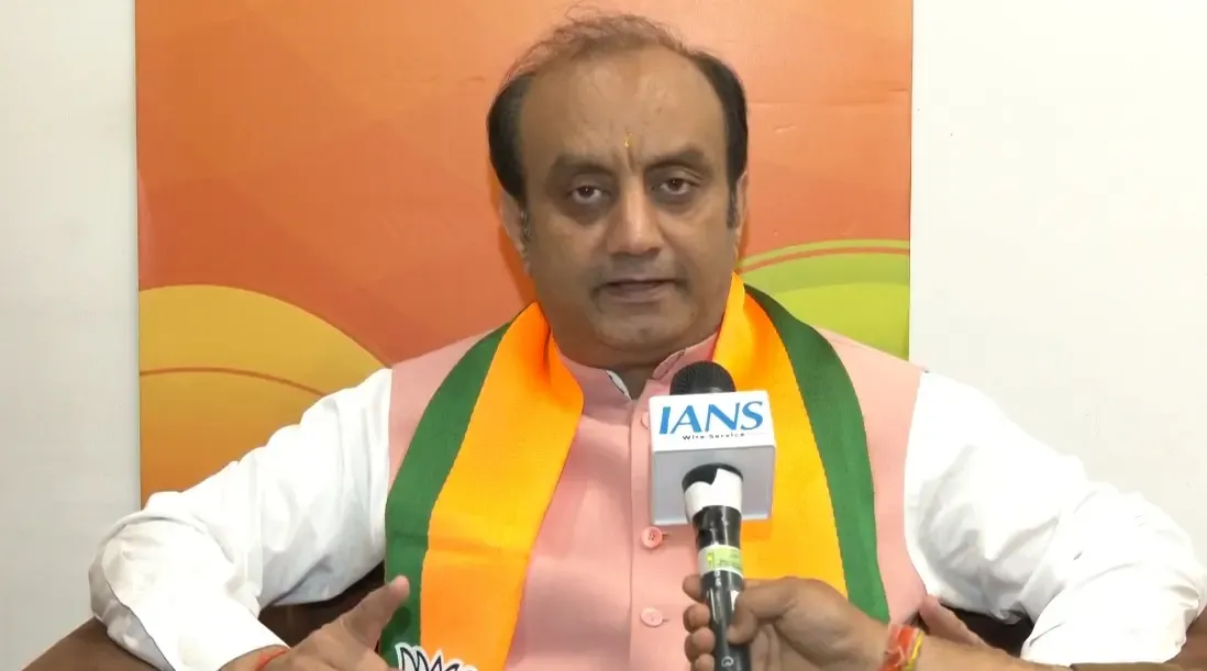 BJP’s Sudhanshu Trivedi Critiques Rahul Gandhi's 'Thousand-Year-Old' Constitution Statement