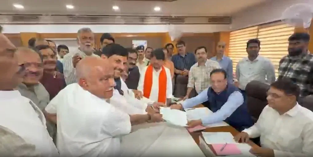BJP's Tarun Chugh, Rajneesh Agrawal file RS nominations from MP
