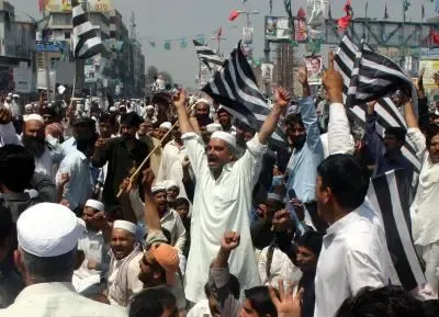 Are Blasphemy Laws in Pakistan and Politicized Islamophobia Protecting Extremists?