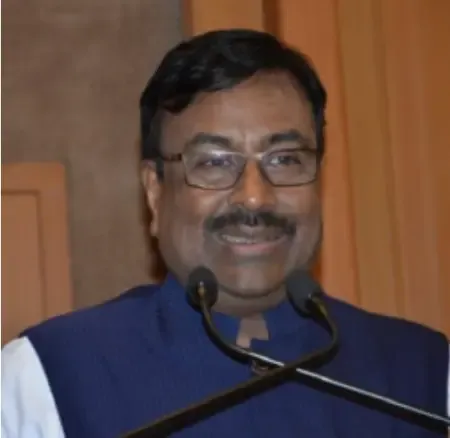 Maharashtra BJP's Sudhir Mungantiwar Critiques Bureaucratic Blindness