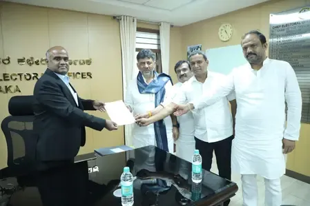 B'luru: Did the Congress delegation reveal 'election fraud' to the EC?
