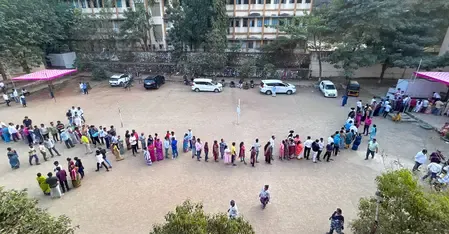 बीएमसी चुनावों में भाजपा-शिवसेना की बादशाहत, 'ठाकरे ब्रदर्स' को बड़ा झटका 