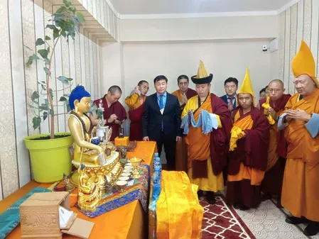 Buddha disciples' holy relics travel to Mongolia to deepen India-Mongolia ties