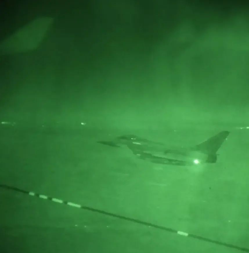 क्या ब्रिटेन और फ्रांस ने सीरिया में आतंकियों के खिलाफ एयर स्ट्राइक की?