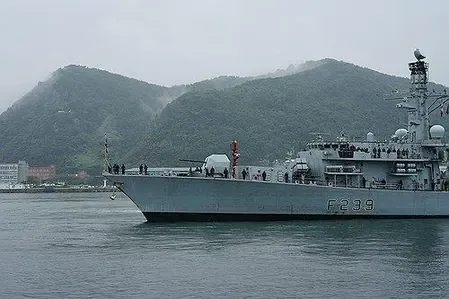 Have British Warships Arrived in South Korea for an Indo-Pacific Mission?