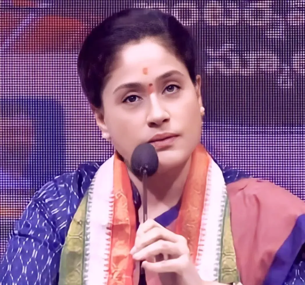 Vijayashanthi Asserts BRS Lacks Authority to Contest Telangana Talli Design