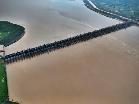 BRS Leaders Consult Supreme Court Experts in Delhi Ahead of Kaleshwaram Verdict