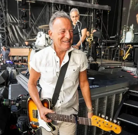 Bruce Springsteen lent helping hand to director's family after Los Angeles wildfires