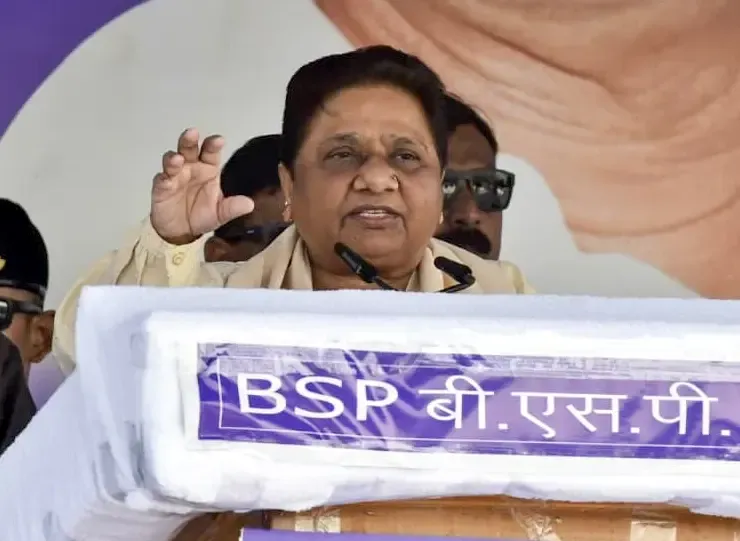 क्या बसपा की रैली में लोगों की भीड़ से विरोधी पार्टियों की नींद उड़ गई? : मायावती